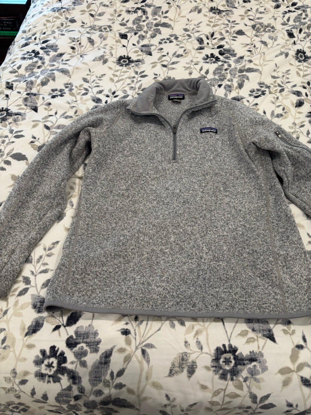 Patagonia Gray Quarter-Zip Fleece Pullover